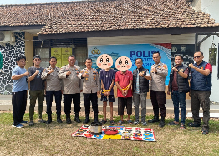 Gelar Judi Dadu Kuncang di Lokasi Hajatan, Ayah dan Anak Digelandang ke Polsek Muara Kuang