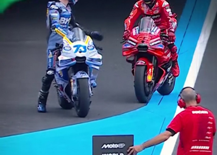 MotoGP Jepang 2025: Bagnaia Tercepat, Marquez Angkat Trofi Juara Dunia 