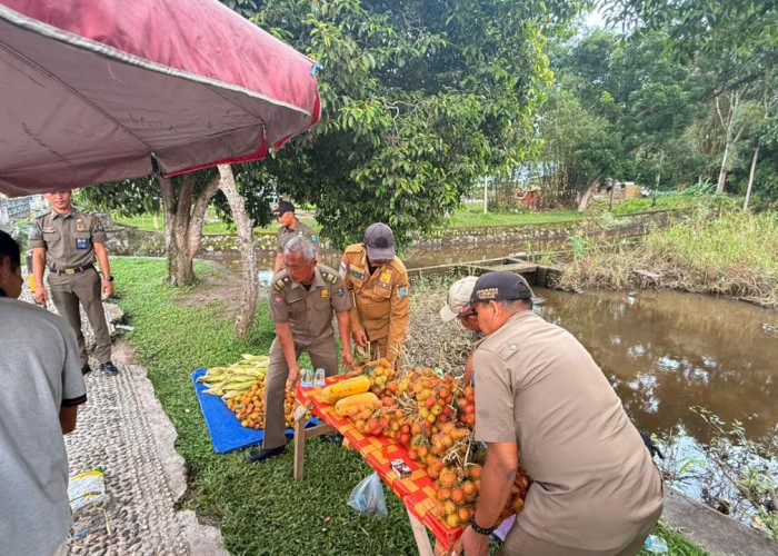 PKL di Kayuagung Ditertibkan Pol PP, Jaga Keindahan Kota