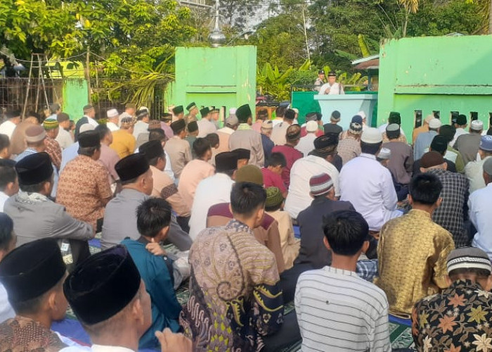 Ratusan Jamaah  Muhammadiyah Ujanmas Laksanakan Sholat Idul Fitri
