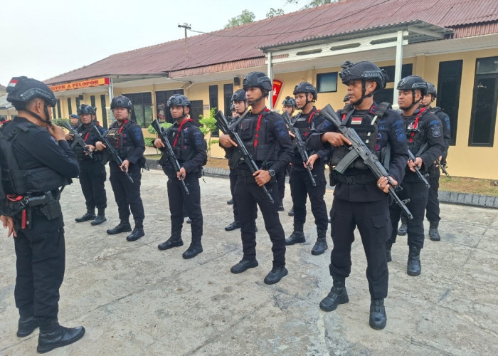Polda Sumsel Intensifkan Patroli, 20 Personel Satbrimob Diterjunkan dalam Operasi Sikat I Musi di Palembang