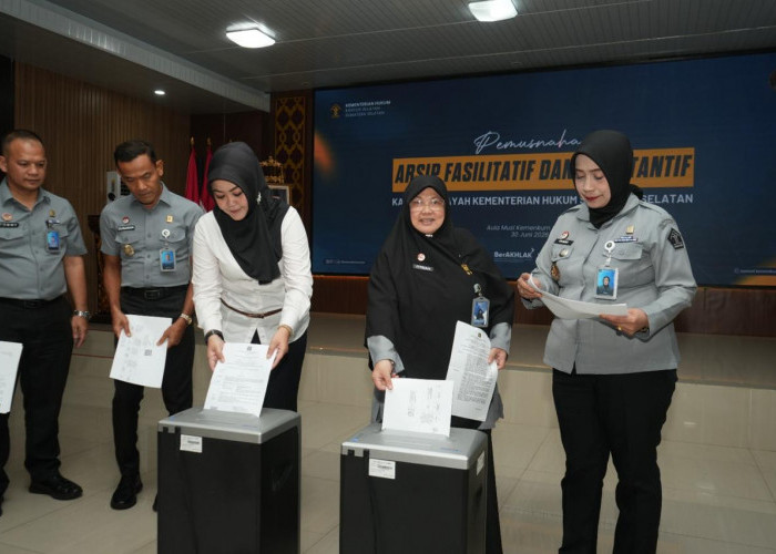 Kanwil Kemenkum Sumsel Lakukan Pemusnahan Arsip Fasilitatif dan Substantif