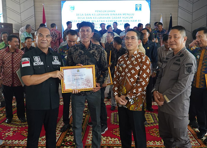 Kakanwil Kemenkumham Sumsel Kukuhkan 73 Desa/Kelurahan Sadar Hukum di Kabupaten Lahat