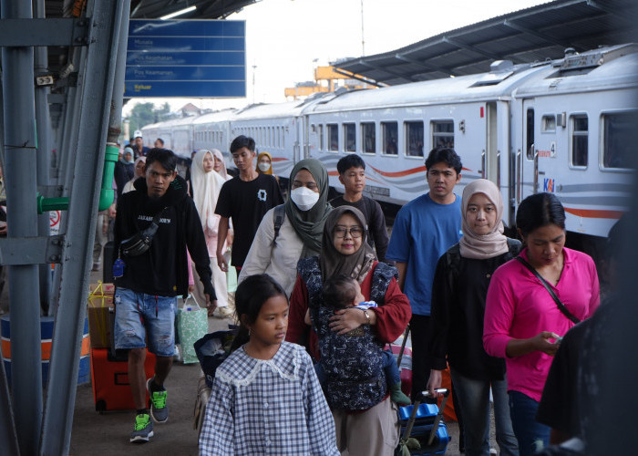 KAI Divre III Palembang Kembali Ingatkan Ketentuan Tiket Kereta Api bagi Anak-anak