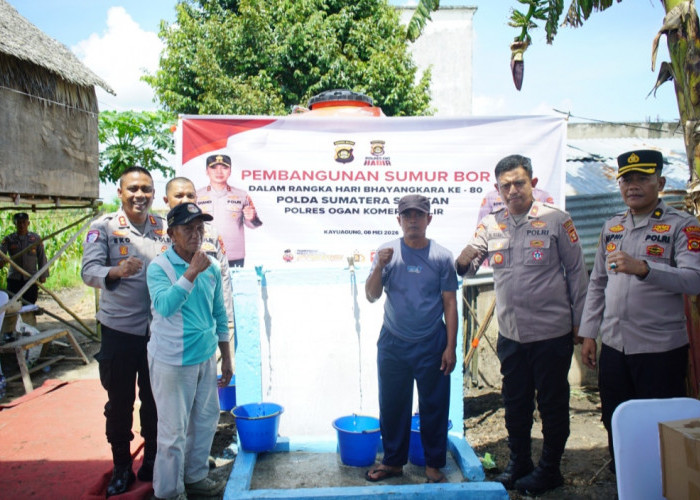 Sumur Bor di Kayuagung Diresmikan Kapolres OKI, Bisa Airi Kebun Jagung Warga