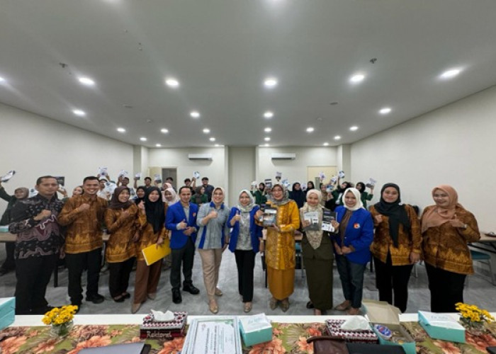 Dosen Universitas Bina Darma Beri Bimbingan SDM ke Mahasiswa UMKM Binaan UIN Raden Intan Bandar Lampung