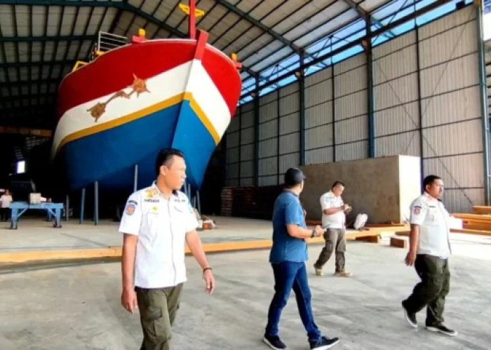 Bahan Baku Galangan Kapal Al Zaytun yang Disegel Pemkab Indramayu, Gunakan Kayu Dilindungi dari Kalimantan
