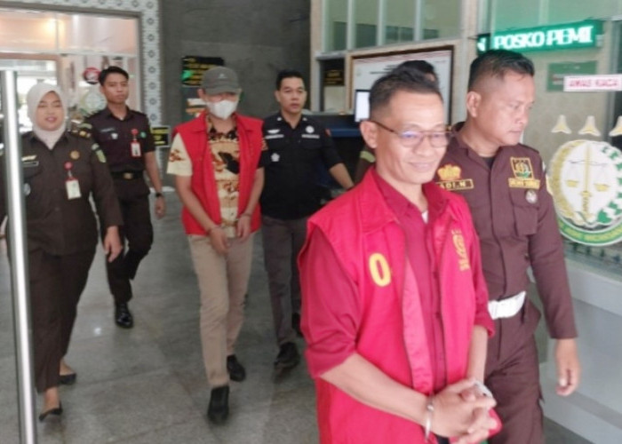 2 Tersangka Perintangan Penyidikan Korupsi Jaringan Informasi Internet Desa Muba Diserahkan ke JPU
