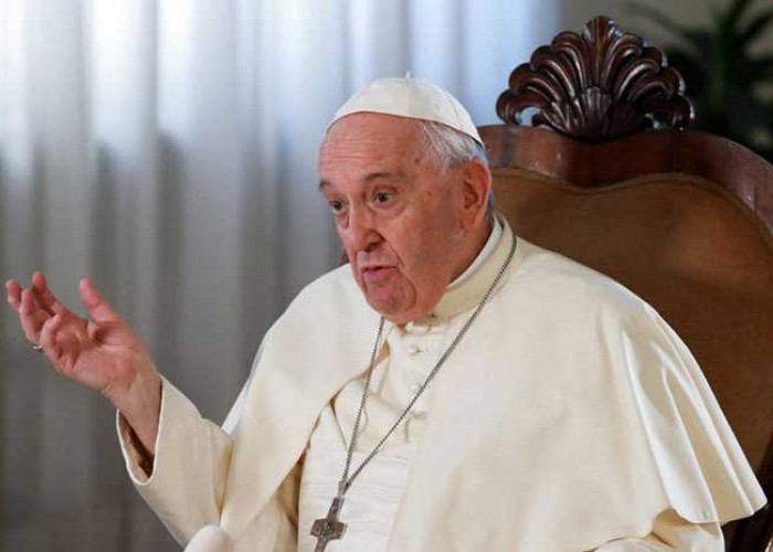 Paus Emeritus Benediktus Sakit, Fransiskus Minta Umat Mendoakan 