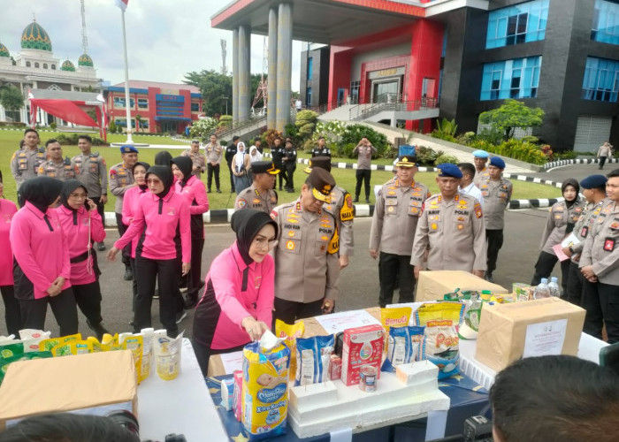 Bhayangkari Polda Sumsel Berangkatkan Lima Truk Bantuan Kemanusiaan Ke Aceh dan Sumatera Utara 