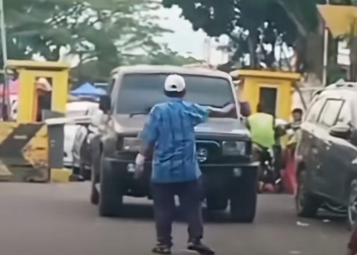 Mobil Plat Luar Berwisata di Kawasan BKB Palembang Ditagih Rp20 Ribu, 2 Pelaku Pungli Diamankan