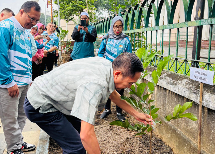 Wali Kota Ratu Dewa Canangkan Gerakan Kota Palembang Menanam Buah