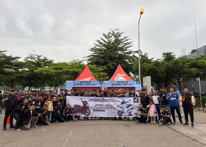 Komunitas Honda Palembang Meriahkan Launching New Honda PCX160