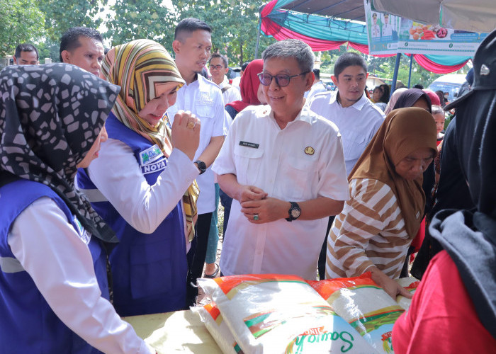 Pasar Murah Ramadan 2025 Diserbu Warga Palembang, Minyak Goreng Jadi Buruan Utama