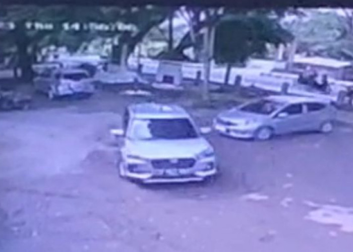 Mobil Pegawai Raib di Halaman Parkir Kantor PMD Kabupaten OKI, Aksi Pelaku Pencurian Terekam CCTV