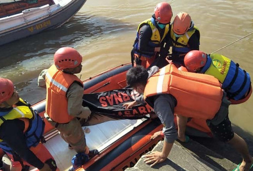 Pelajar SMK yang Tenggelam di Sungai Musi Ditemukan Tak Bernyawa