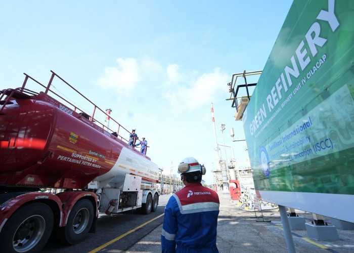 Era Baru Energi Hijau: Dari Minyak Jelantah, Pertamina SAF Produksi Kilang Pertamina Cilacap Mengangkasa