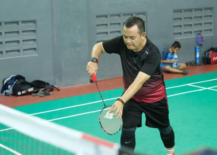 Semarak Hari Pengayoman ke-81, Kanwil Kemenkum Babel Gelar Turnamen Badminton Antarpegawai