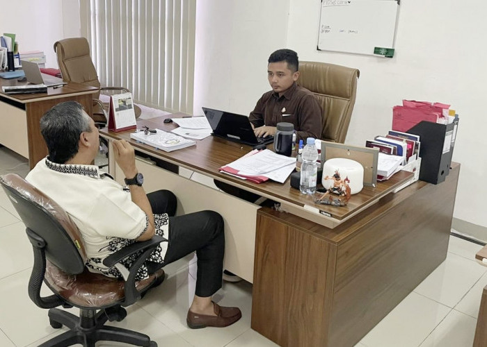 Kejari Ogan Ilir Periksa Mantan Ketua DPRD Ogan Ilir, Untuk Kelengkapan Berkas 3 Tersangka Komisioner Bawaslu