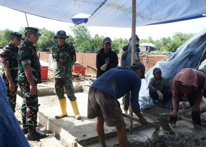 Pembangunan Jembatan Gantung di Kuala Dua Belas OKI Hadapi Kendala, Danrem 044/Gapo Tinjau Lokasi