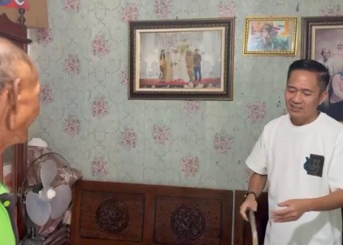 Alhamdulilllah, Ratu Dewa Kunjungi Legend Badminton Palembang, di Momen Lebaran 2023