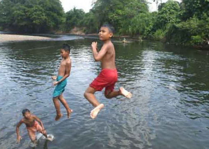 Destinasi Wisata Napal Manjur, Tawarkan Wisata Rafting dan Kenalkan Situs Makam Keramat