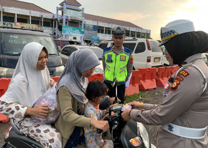 Operasi Keselamatan Musi 2025 Masuk Hari Keempat, Sat Lantas Polres OI Sosialisasikan Keselamatan Berkendara