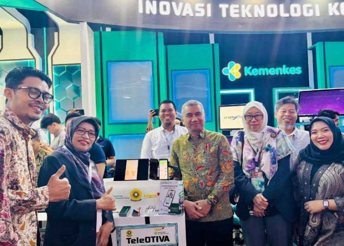 Inovasi Unsri Curi Perhatian di HKN ke-61, TeleOTIVA-Stem Cell Ditinjau Langsung Wamenkes dan Dirjen Farmalkes