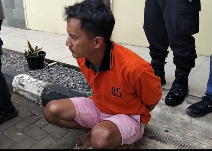 Wajah Terekam CCTV, Korban Mengenali Pelaku yang Mencuri Motor BeAT di Rumahnya  