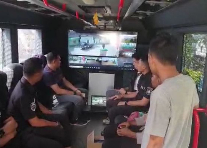 Mobil Command Center Polda Sumatera Selatan Ikut Turun Amankan Dzikir Akbar dan Haul Ki Marogan