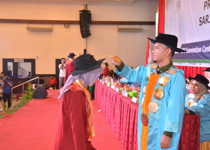Institut Ilmu Kesehatan dan Teknologi Muhammadiyah Palembang Wisuda 442 Mahasiswa