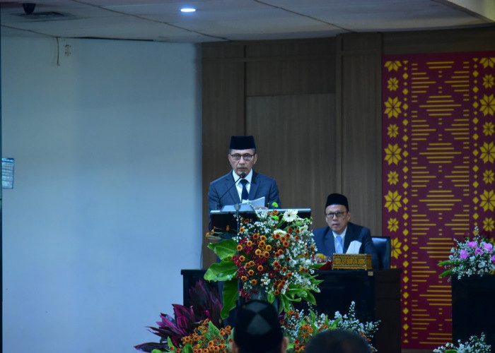 Wali Kota Ratu Dewa Hadiri Paripurna DPRD Palembang, Pemajuan Kesenian jadi Sorotan Utama