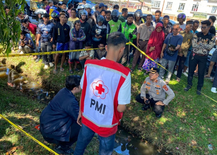 Innalillahi, Geger! Bocah Ditemukan Meninggal di Selokan Jalan Ratu Alamsyah Palembang