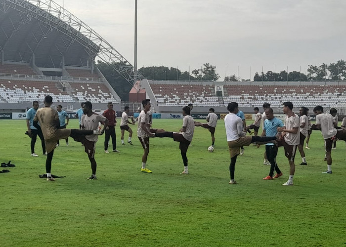 Desak Managemen Bayarkan Gaji Pemain, Hendri Susilo Sebut Syarat Mutlak Sriwijaya FC Bertahan Liga 2 