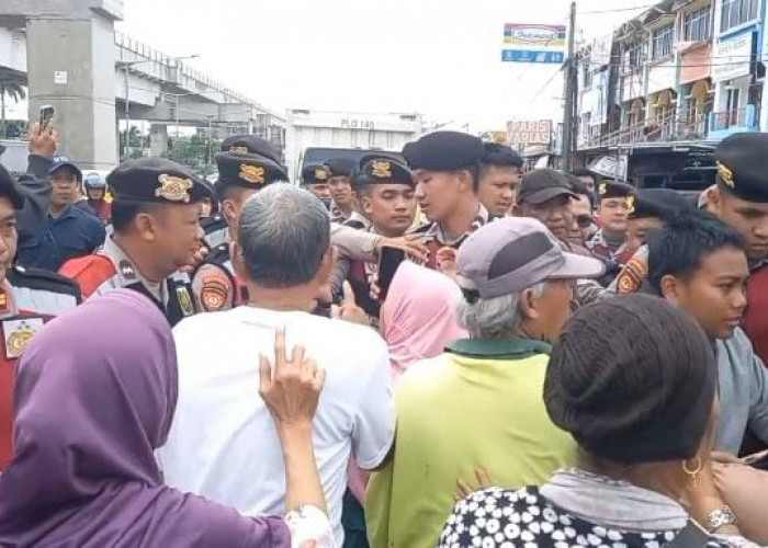 Warga Tolak Tanahnya Diukur Sidang Lapangan PN Palembang, Nyaris Bentrok Saling Dorong dengan Petugas 