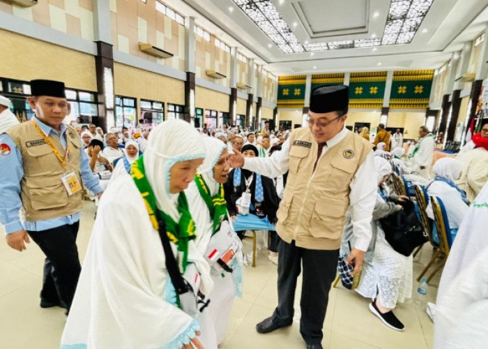 439 Jemaah Kloter 12 Embarkasi Palembang Diberangkatkan ke Jeddah, 2 Orang Tertunda Karena Kondisi Kesehatan
