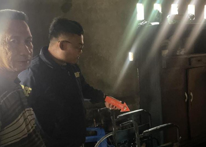 Sedang Masak Didapur, 2 Wanita Lansia Disiram Pakai Bensin, Ibu Sekarat, Nenek Meninggal