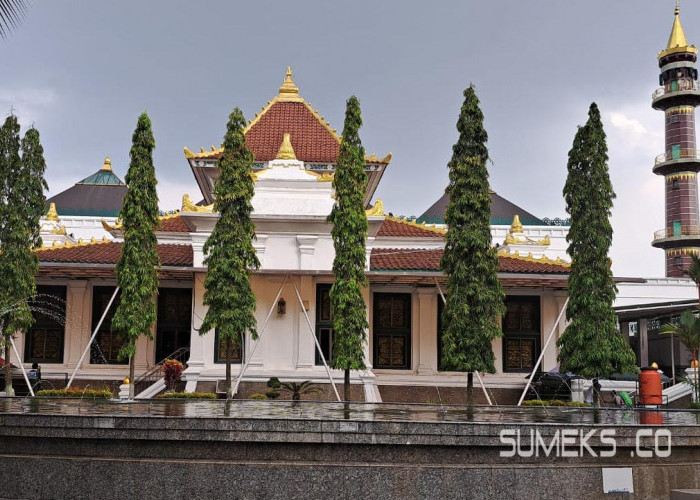 Masjid Agung Palembang, Dibangun Pada Abad ke-18 Warisan Kesultanan Palembang Darussalam 