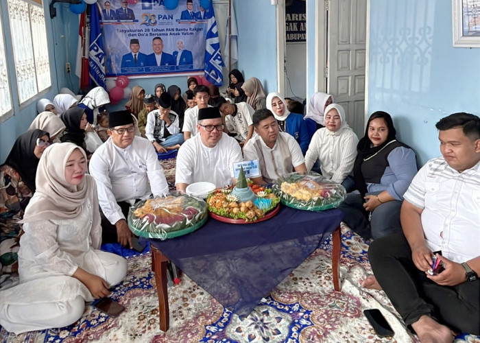 Semarak Ulang Tahun ke-28 dan HUT ke-81 RI, DPD PAN Ogan Ilir Potong Tumpeng dan Gelar Beragam Perlombaan