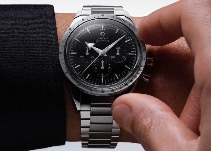   Omega Speedmaster Kaliber 321 Canopus Gold Mengadaptasi Tampilan Historis Speedmaster 1957