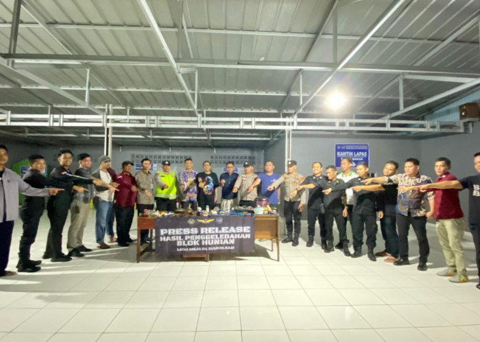 Serentak Seluruh Indonesia, Lapas Kelas IIA Tanjung Raja Ogan Ilir dan Polri Gelar Razia Gabungan Kamar Hunian