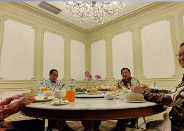  Presiden Jowoki Undang Makan Siang Tiga Capres di Istana Merdeka, Kompak Pakai Batik