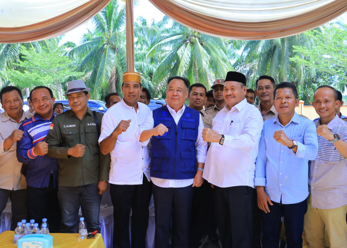 Penampakan Kedekatan Wagub Cik Ujang dengan Warga Banyuasin: Suasana Hangat