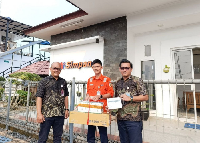 KAI Divre III Palembang Perkuat Perlindungan Pekerja Operasional dengan Bagikan 2800 Masker