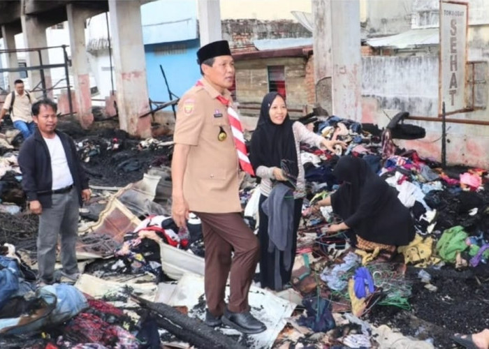 Pasca Kebakaran Pasar Inpres Muara Enim, Bupati di dampingi Kajari Siapkan Santunan dan Relokasi Pedagang