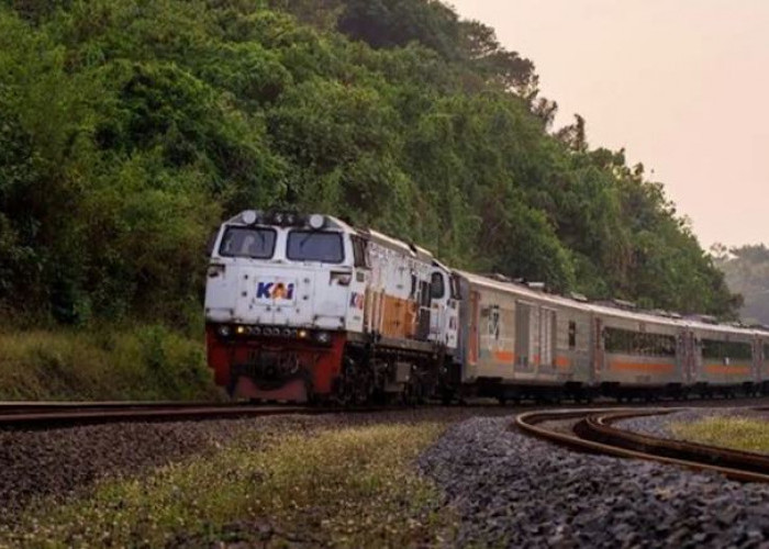 UPDATE! Penumpang Kereta segera Cek Jadwal Terbaru di Awal Juni 2023, Hubungi Call Centre KAI Divre III
