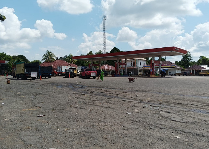 Pasca Penyesuaian Harga BBM Non Subsidi, Antrian di SPBU Muara Enim Masih Normal