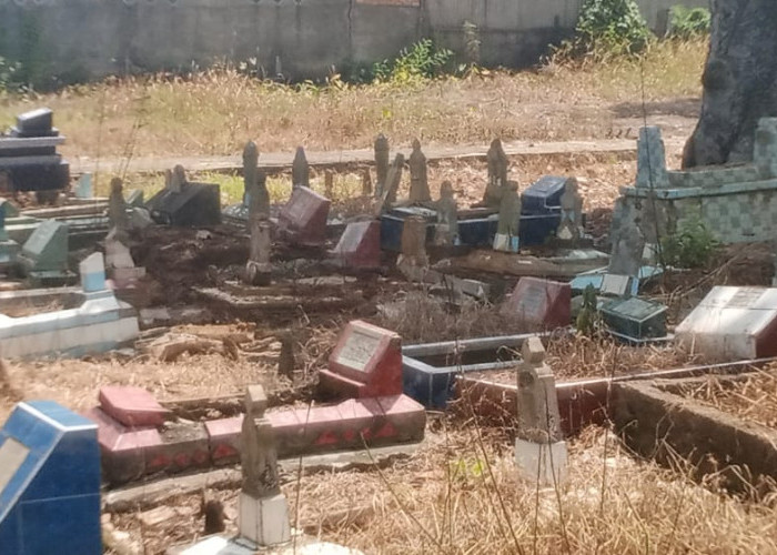 Ternyata, Bukan Sekali Dua Kali Aksi Biadab Maling Besi Nisan, di TPU Lain di Palembang Gimana?