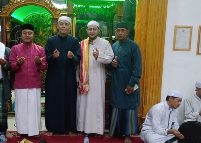 Ratusan Jamaah Padati Masjid Al-Huda Palembang, Sambut 1 Muharram dengan Zikir dan Doa Bersama
