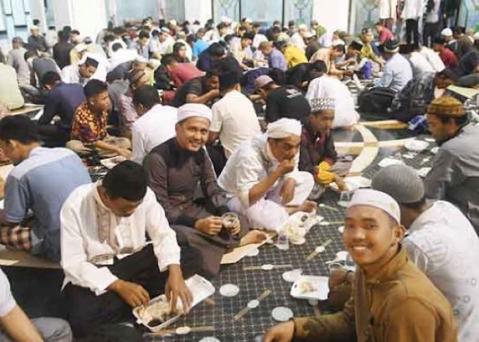 Tradisi Ngidang di Masjid Agung Sultan Mahmud Badaruddin Jayo Wikramo yang Sudah Berlangsung Bertahun-tahun 